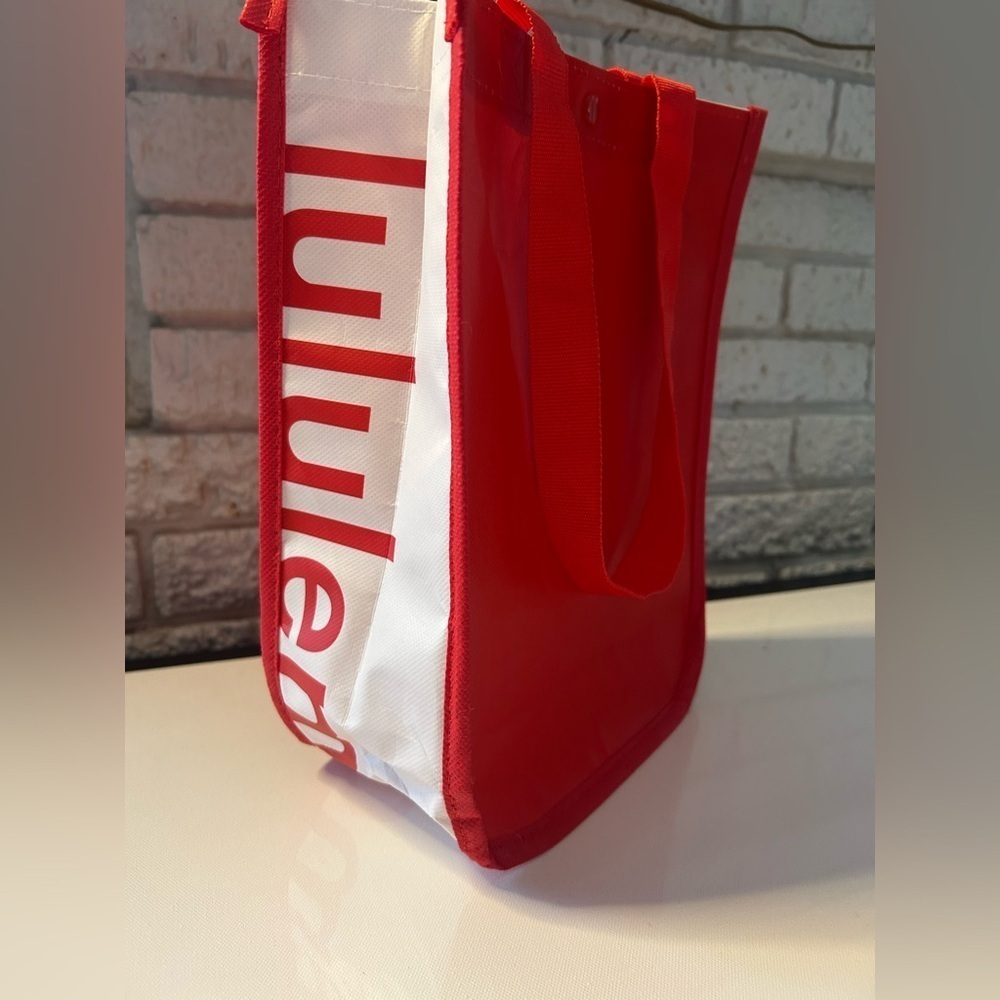 Lululemon empty shopping bag or tote new red and white stripes - Picture 4 of 11